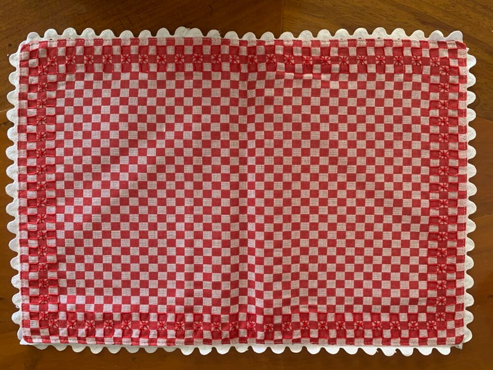 KIT PROMOCIONAL -16 LUGARES DE MESA BORDADO PIQUENIQUE