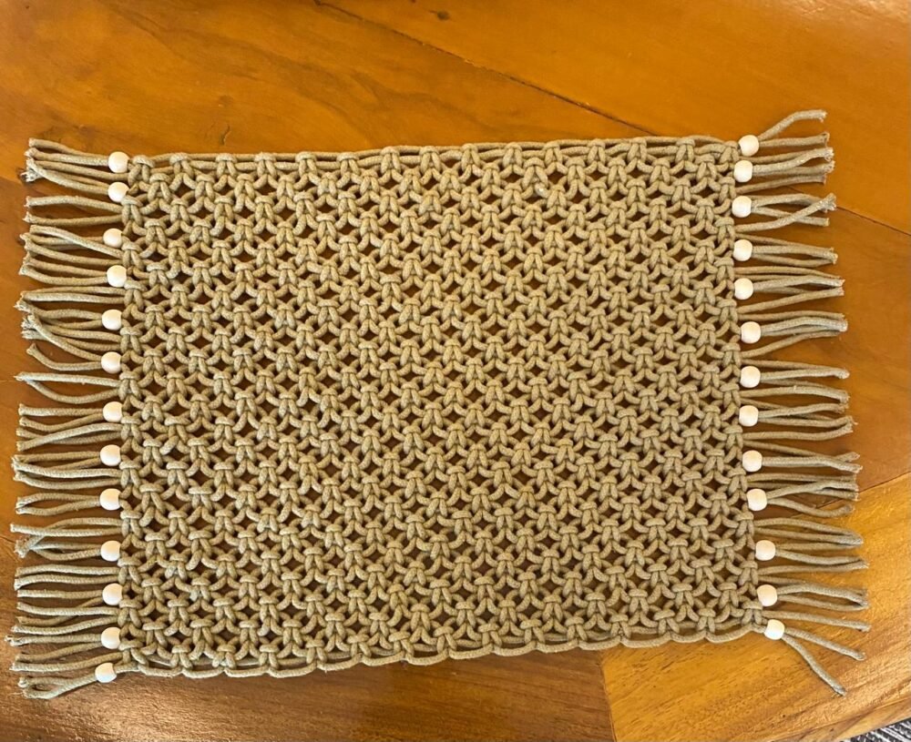 1 Lugar de mesa MACRAME - RETÂNGULAR (escolha a cor) unidade