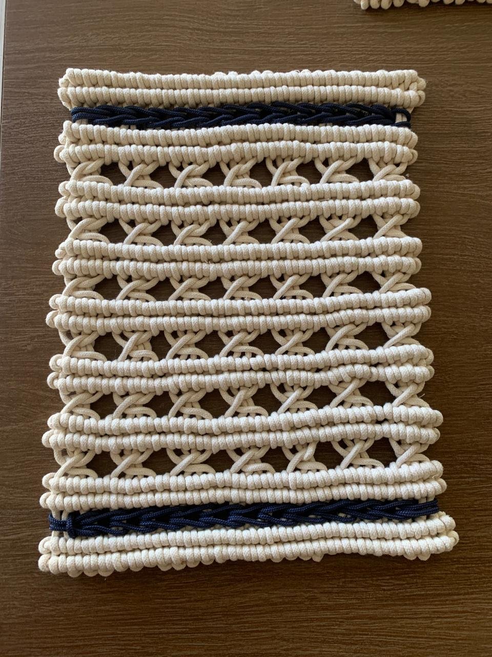 1 Lugar de mesa MACRAME - RETÂNGULAR - cor AZUL E BRANCO - Imagem 2